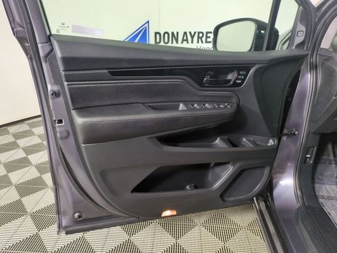 Used 2024 Honda Odyssey Elite image 10