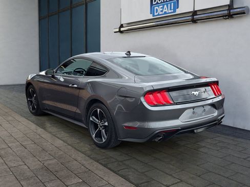 Used 2023 Ford Mustang Coupe image 4