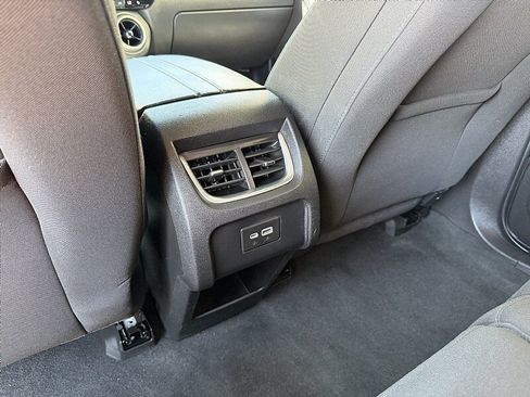 Used 2020 Chevrolet Blazer LT AWD/4WD image 32
