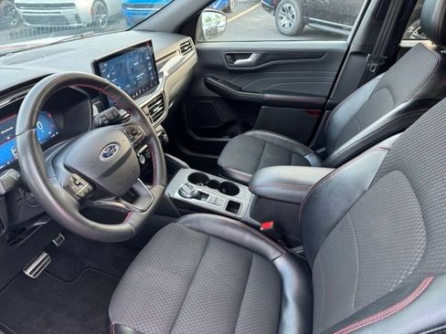 Used 2024 Ford Escape ST-Line Select w/ Tech Pack #2 AWD/4WD image 8