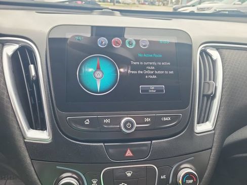 Used 2016 Chevrolet Malibu LT FWD image 24