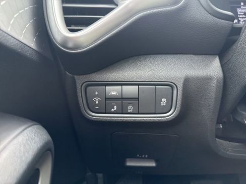 Used 2022 Kia Soul LX w/ Technology Package image 21