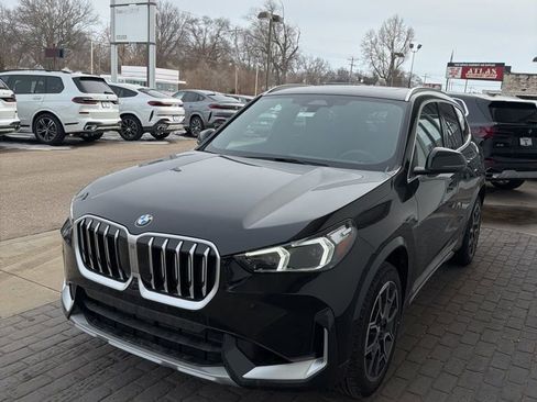 New 2026 BMW X1 xDrive28i w/ Convenience Package image 3