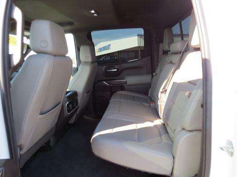 Used 2021 Chevrolet Silverado 1500 LTZ w/ Technology Package AWD/4WD image 16