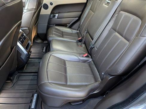 Used 2018 Land Rover Range Rover Sport HSE AWD/4WD image 16