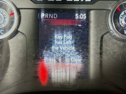 Used 2022 RAM 2500 Big Horn AWD/4WD image 14