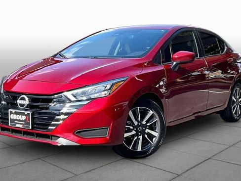Certified 2025 Nissan Versa SV w/ Trunk Package FWD image 1