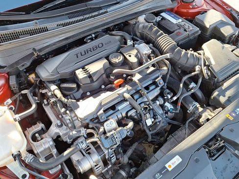 Used 2022 Hyundai Elantra N Line image 32