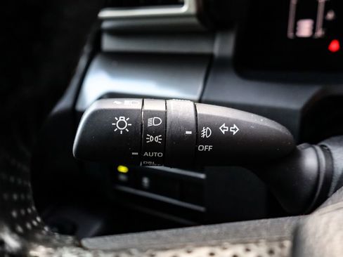 Used 2024 Toyota Tacoma TRD Off-Road image 26