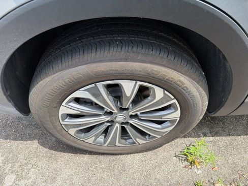 Used 2025 Buick Envision Preferred AWD/4WD image 12