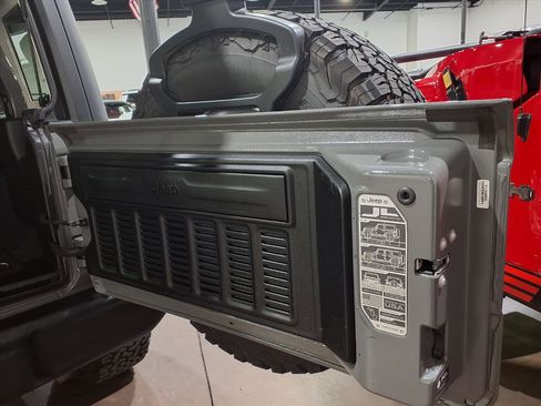 Certified 2021 Jeep Wrangler Sport image 26