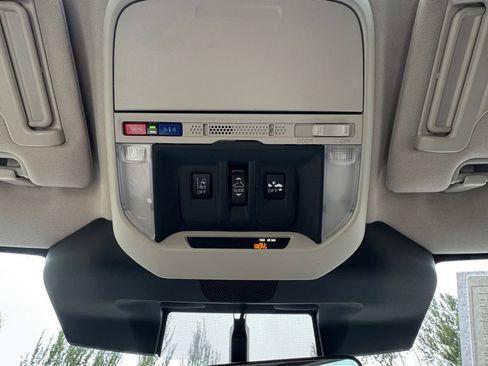 Certified 2024 Subaru Forester Premium AWD/4WD image 23