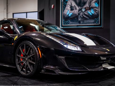 Used 2020 Ferrari 488 Pista Coupe RWD image 11