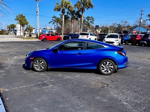 Used 2020 Honda Civic LX image 3