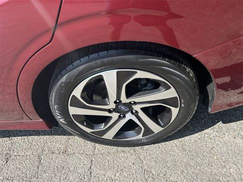 Used 2020 Subaru Legacy Limited image 11
