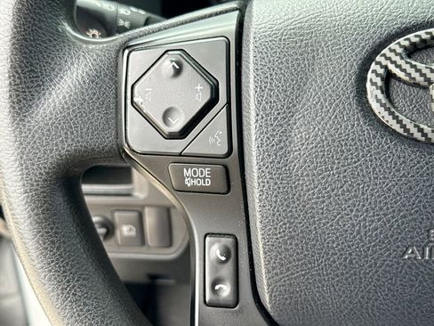 Used 2018 Toyota Tacoma SR w/ SR Convenience Package RWD image 26