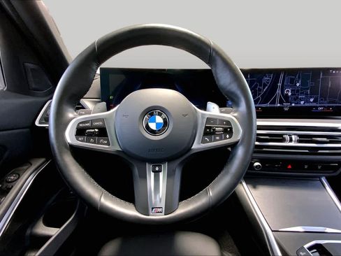 Used 2024 BMW 330i xDrive Sedan w/ M Sport Package AWD/4WD image 5