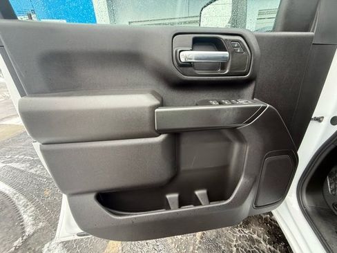 Certified 2025 Chevrolet Silverado 2500 Custom w/ Custom Value Package image 12