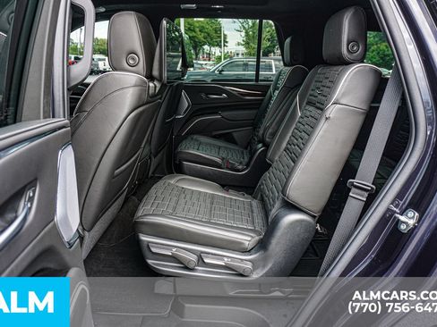 Used 2023 Cadillac Escalade Sport Platinum w/ LPO, ONYX Package AWD/4WD image 22