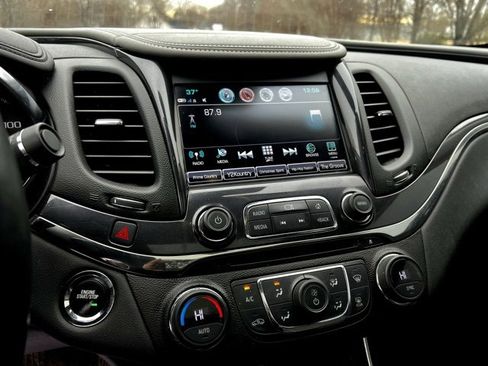 Used 2019 Chevrolet Impala Premier w/ Premier Confidence Package image 38