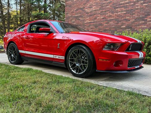 Used 2012 Ford Mustang Shelby GT500 w/ SVT Performance Pkg RWD image 30