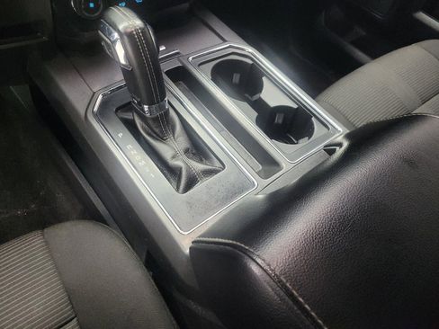 Used 2017 Ford F150 XLT w/ Equipment Group 302A Luxury AWD/4WD image 26