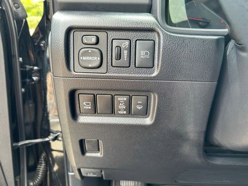 Used 2024 Toyota 4Runner SR5 Premium w/ SR5 Premium Package AWD/4WD image 14