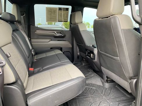 Used 2024 Chevrolet Silverado 1500 ZR2 w/ Technology Package AWD/4WD image 20