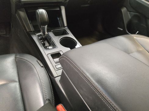 Used 2019 Subaru Outback 2.5i Limited AWD/4WD image 26