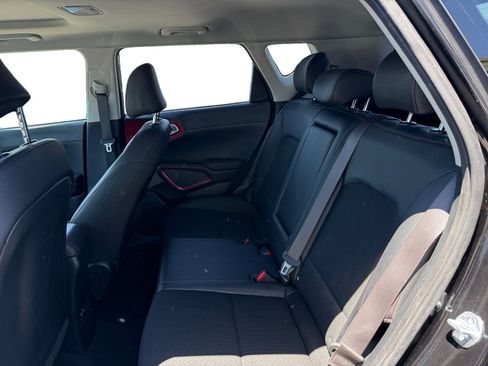 Used 2023 Kia Soul GT-Line FWD image 11