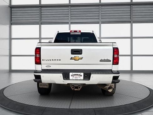 Used 2019 Chevrolet Silverado 2500 High Country AWD/4WD image 44