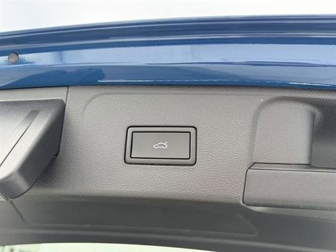 New 2026 Volkswagen Atlas SE image 30