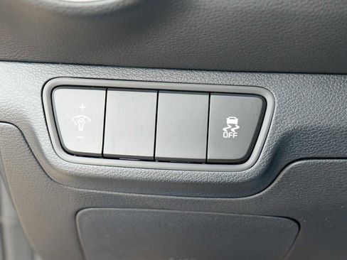 Certified 2024 Kia Forte LXS image 19