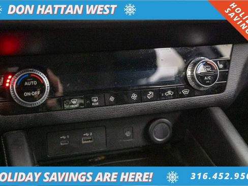 Used 2022 Mitsubishi Outlander SE image 11