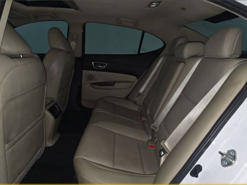 Used 2018 Acura TLX w/ Technology Package FWD image 6
