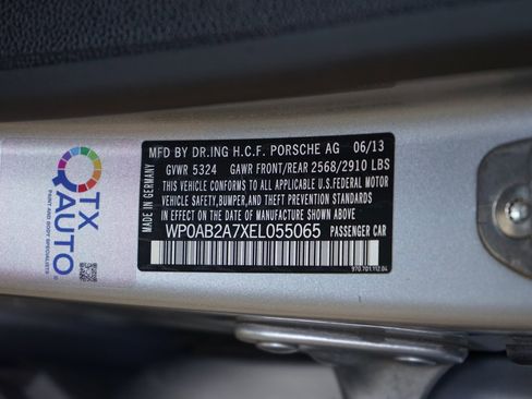 Used 2014 Porsche Panamera S image 33