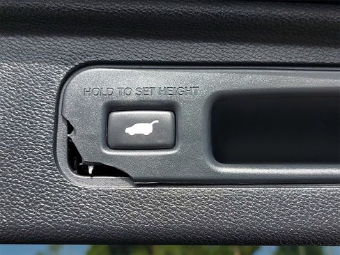 Used 2023 Honda Odyssey Touring image 15