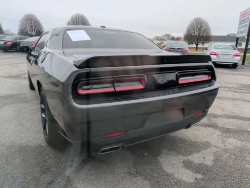 Used 2022 Dodge Challenger GT w/ Blacktop Package image 9
