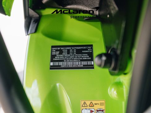 Used 2025 McLaren Artura Performance image 41