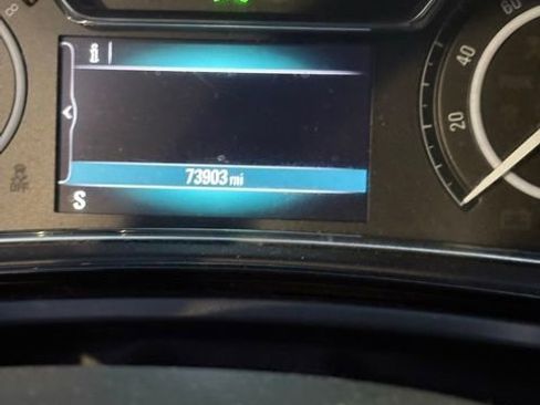 Used 2017 Buick Regal Premium image 3