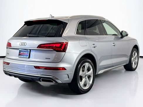 Used 2022 Audi Q5 2.0T Premium Plus w/ Premium Plus Package AWD/4WD image 5