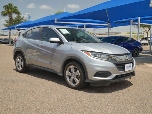 Used 2022 Honda HR-V LX image 3