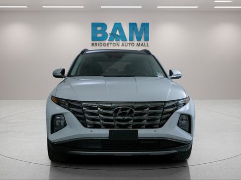 Used 2022 Hyundai Tucson Limited AWD/4WD image 2