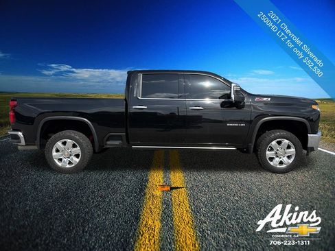 Used 2021 Chevrolet Silverado 2500 LTZ w/ LTZ Premium Texas Edition image 4