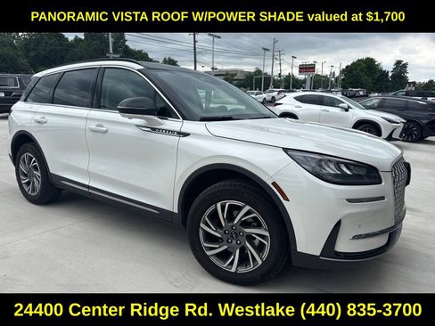 Used 2025 Lincoln Corsair AWD w/ Equipment Group 101A image 4