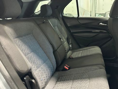 Used 2024 Chevrolet Equinox LT image 31