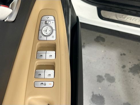 Used 2023 Hyundai Santa Fe Calligraphy image 18