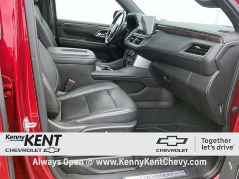 Used 2021 Chevrolet Tahoe Z71 w/ Z71 Signature Package image 19