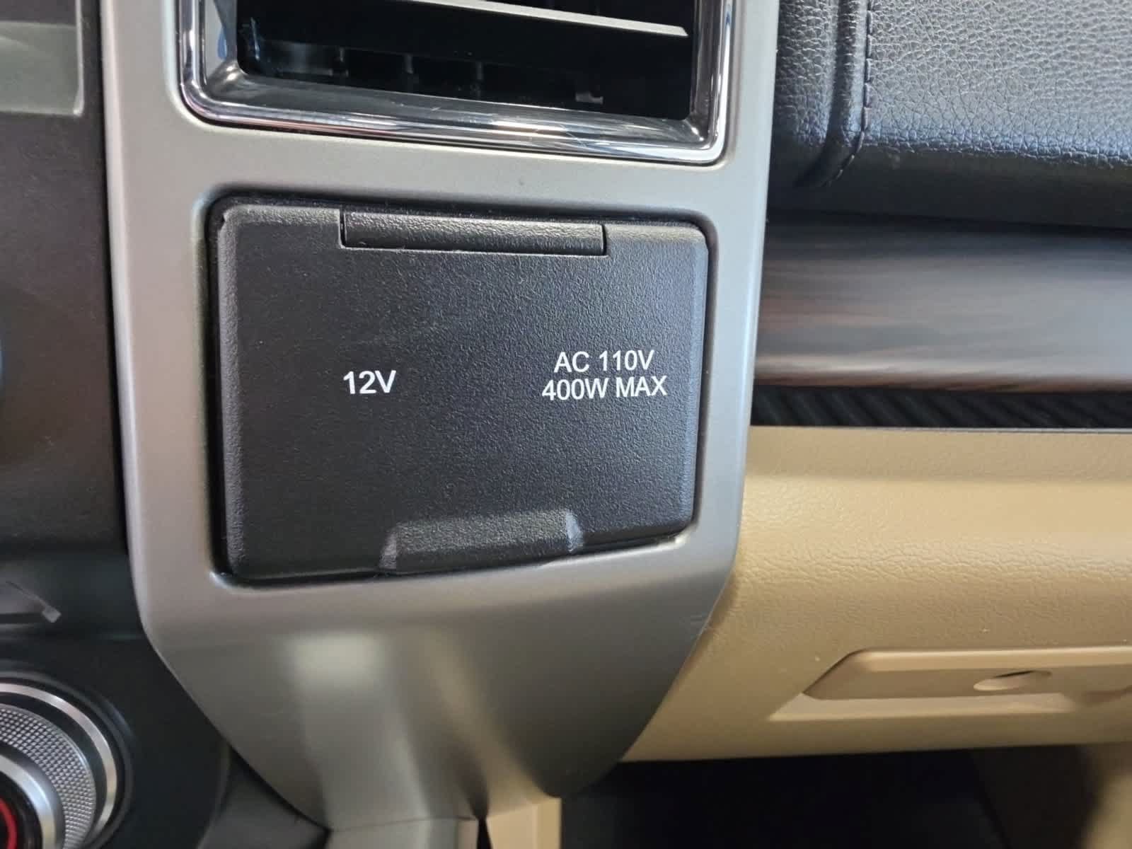 Used 2017 Ford F150 Lariat w/ Equipment Group 502A Luxury AWD/4WD image 35