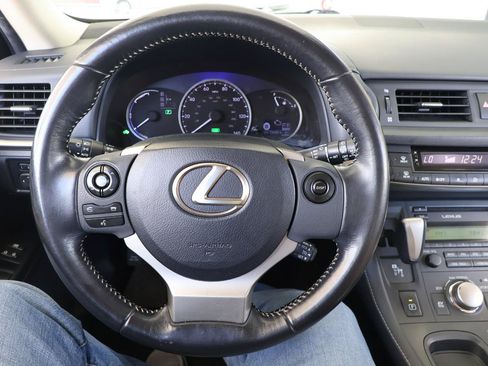 Used 2016 Lexus CT 200h w/ Seat Comfort Package FWD image 48